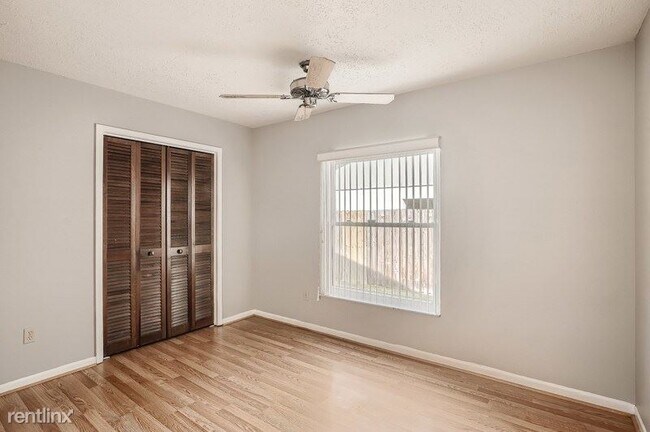 Building Photo - 4 br, 2 bath House - 15908 Country Place