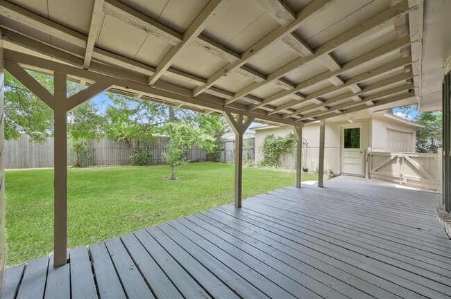 Building Photo - 27110 Jimmy Ln
