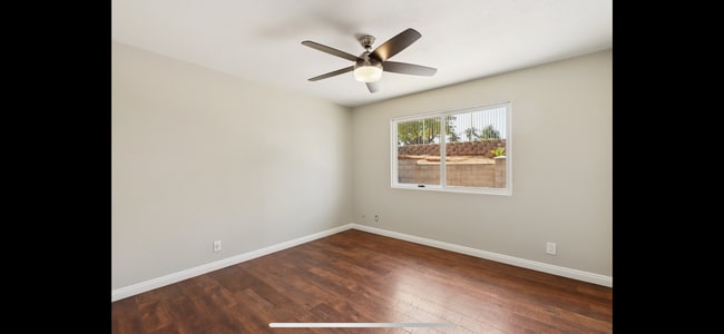 Building Photo - 14637 Poway Mesa Dr