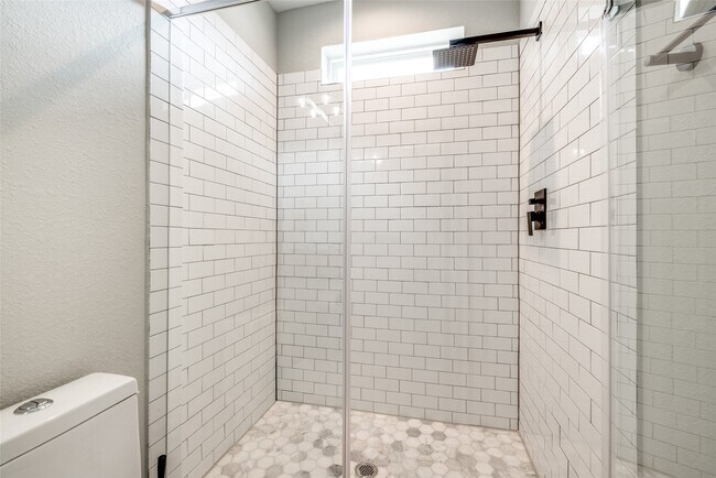 Building Photo - 4804 Gano St