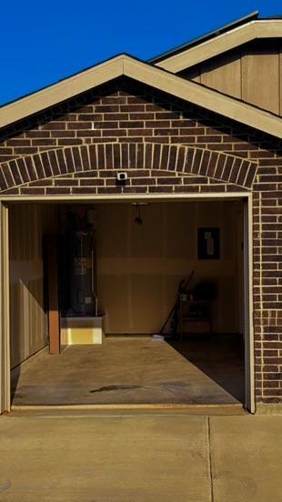 Building Photo - 3103 Lindenwood Wy