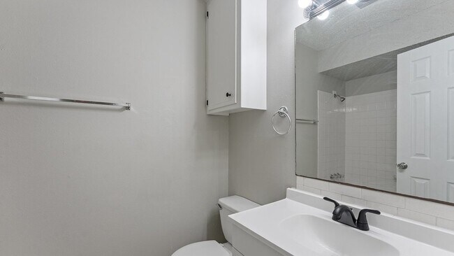 Building Photo - "Cozy 3-Bedroom Home on Joye Street with M...