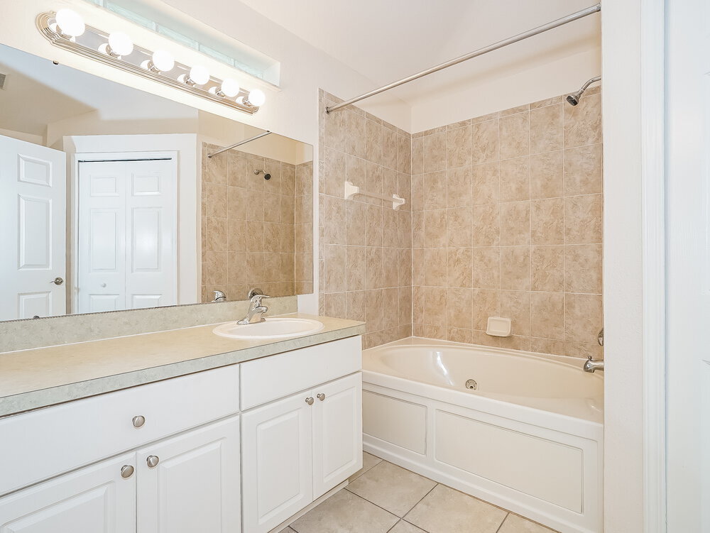 Building Photo - 5829 Wrenwater Dr