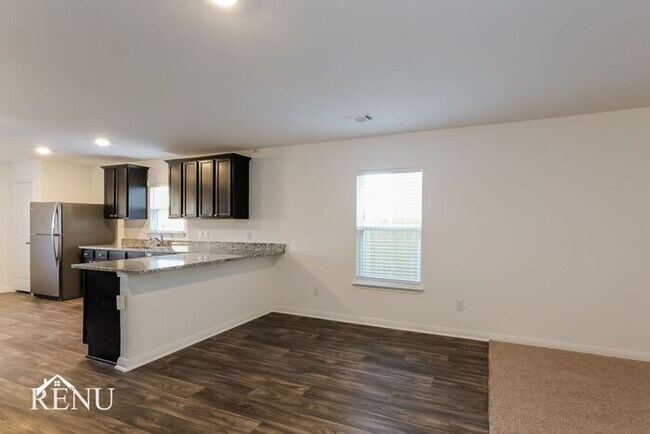 Building Photo - Coming Soon!