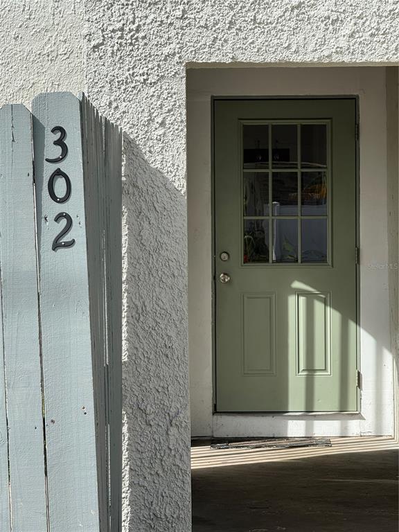 Building Photo - 302 W Wall St