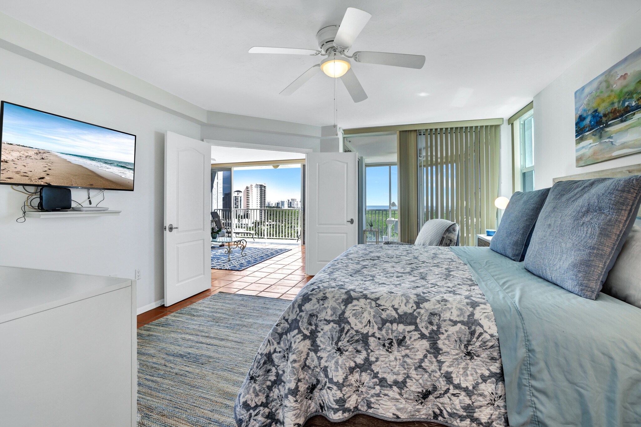 Building Photo - 6361 Pelican Bay Blvd