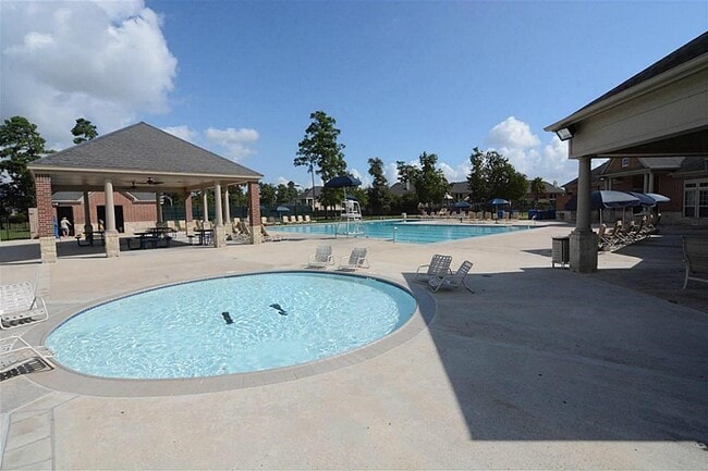 Building Photo - 13043 Sweetgum Shores Dr