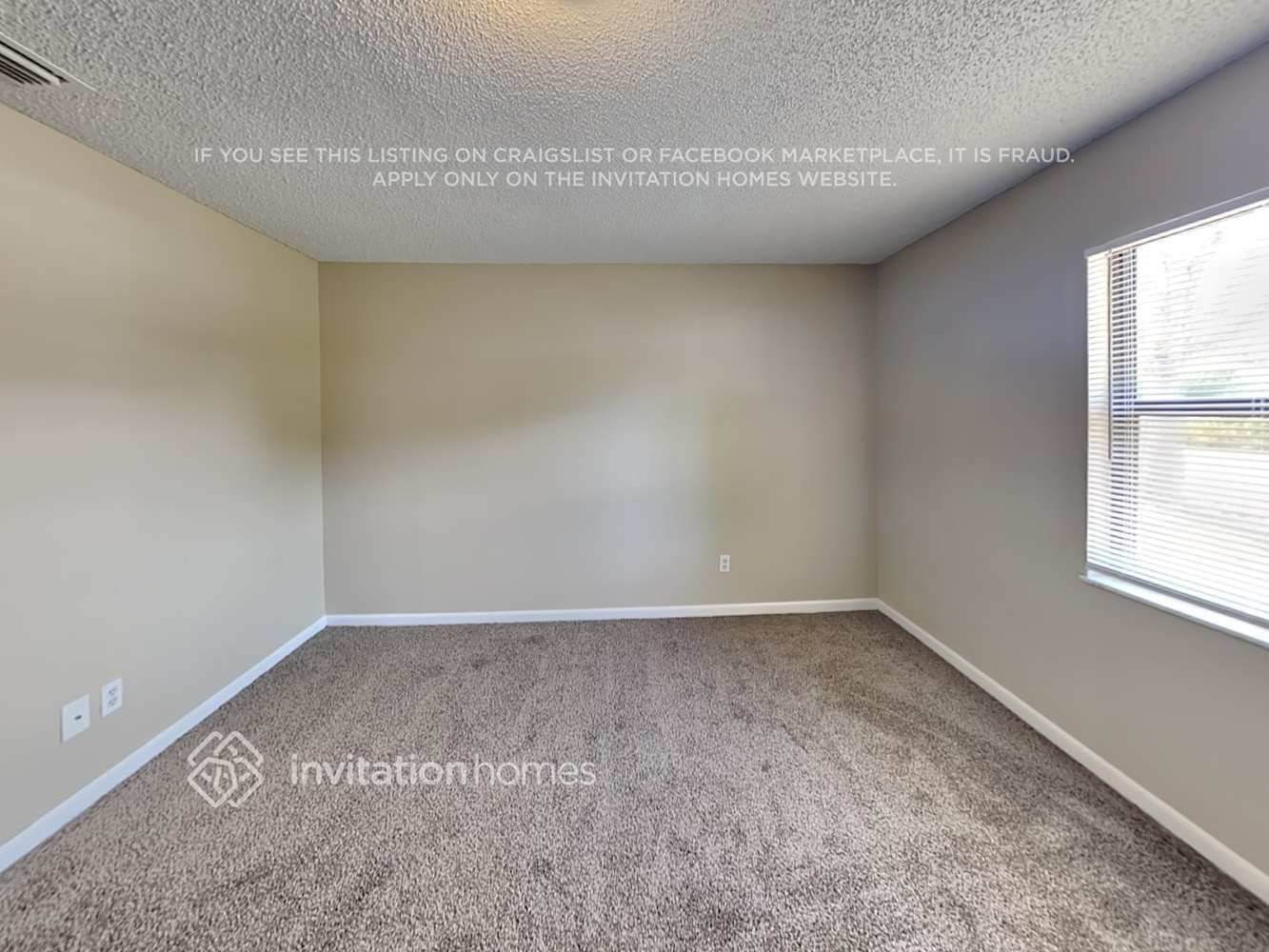 Building Photo - 1881 N Lake Eloise Dr