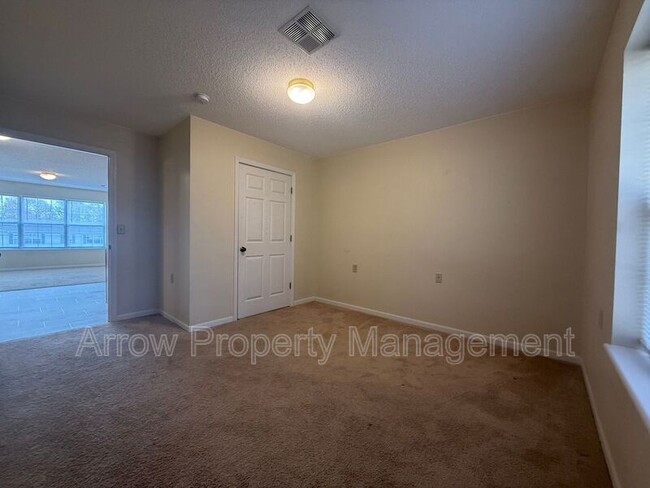 Building Photo - 1015 14th St