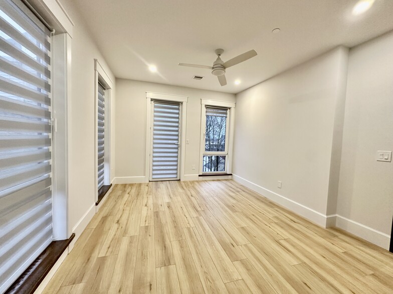 Building Photo - 100 Mount Pleasant Ave