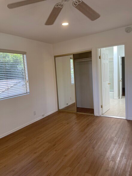 Building Photo - 5358 Baza Ave