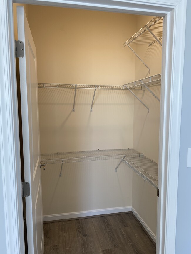 2nd bedroom walkin closet - 2665 Prosperity Ave