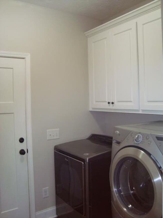 Building Photo - Home in Phenix City available to rent 10/20/2025