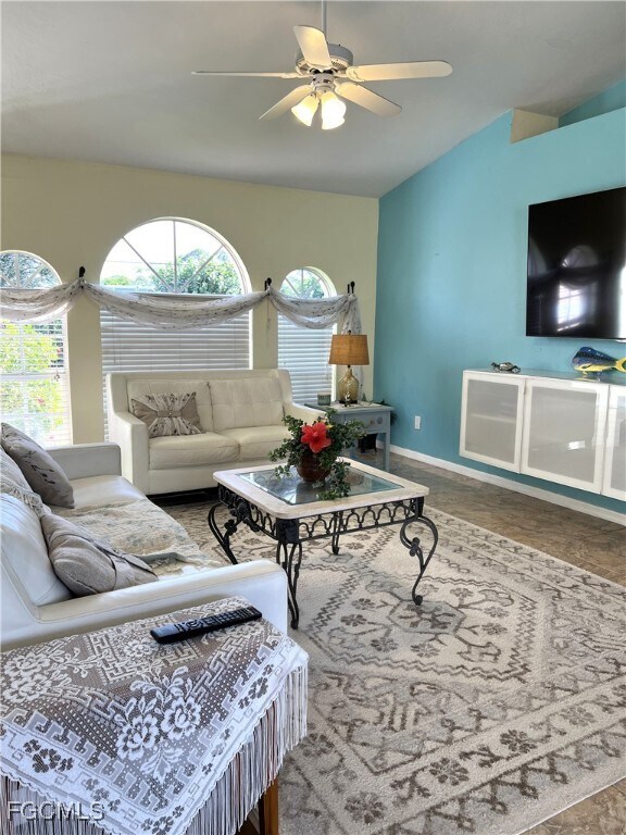 Building Photo - 18316 Oriole Rd