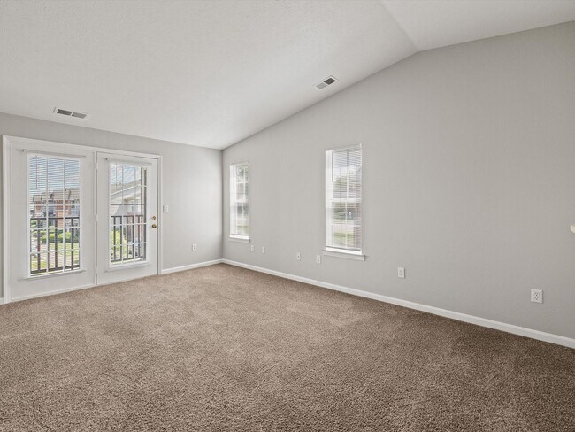 Building Photo - Comfortable 1 Bedroom 1 Bath*********Castle Schools**********Walking Trails