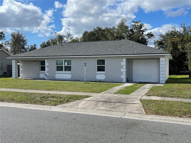 Primary Photo - 12260 Delaware Woods Ln