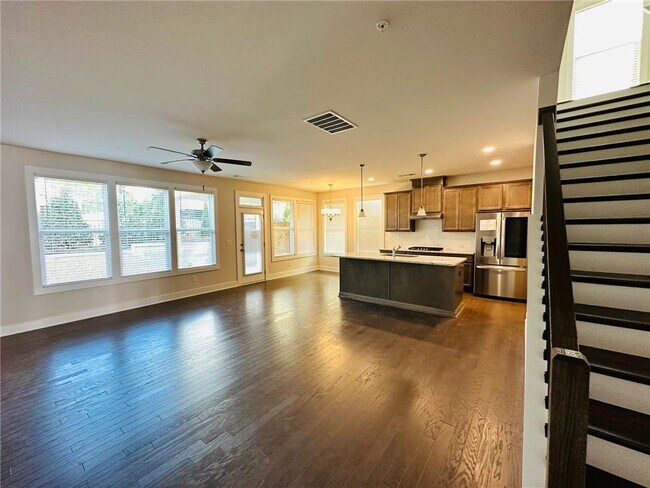 Building Photo - 1252 Windmill Pkwy