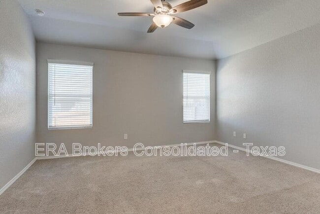 Building Photo - 6039 Akin Quay