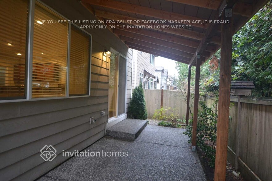 Building Photo - 2512 96th St SE