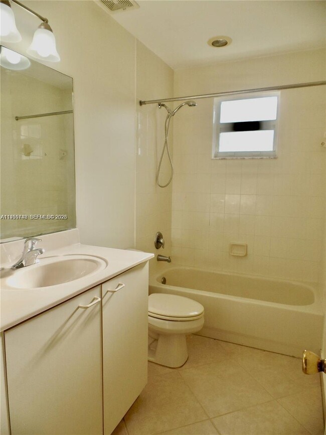 Building Photo - 4744 SW 165th Ave