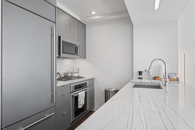 Building Photo - 0 bedroom in Brooklyn NY 11201