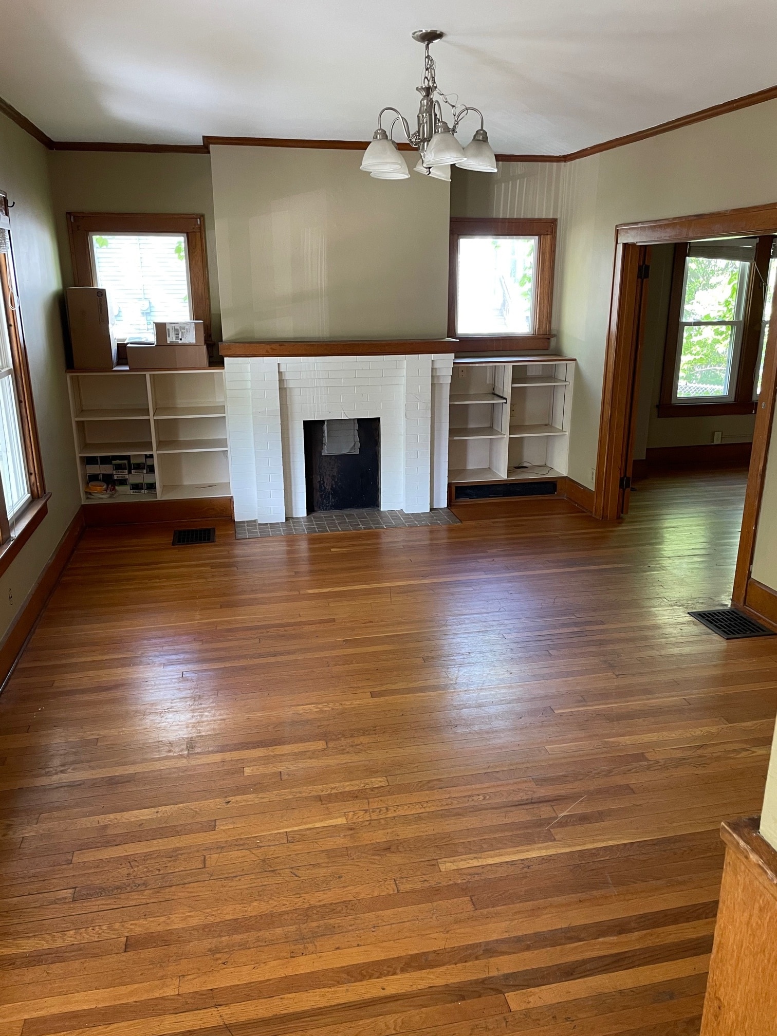 Living Room - 42 Grosvenor St