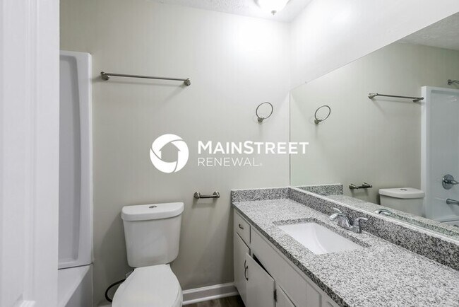 Building Photo - 4 Bedroom Pet-Friendly Home in LITHONIA, GA with Main Street Renewal