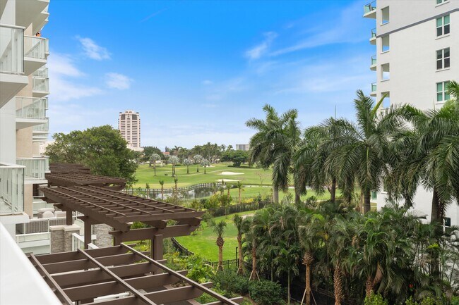 Building Photo - 220 SE Mizner Blvd
