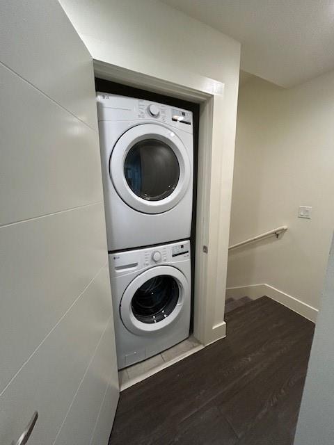 Building Photo - 604 N Bluff Dr