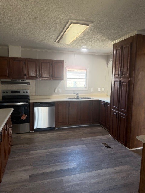 Building Photo - 1008 Pin Oak Ln