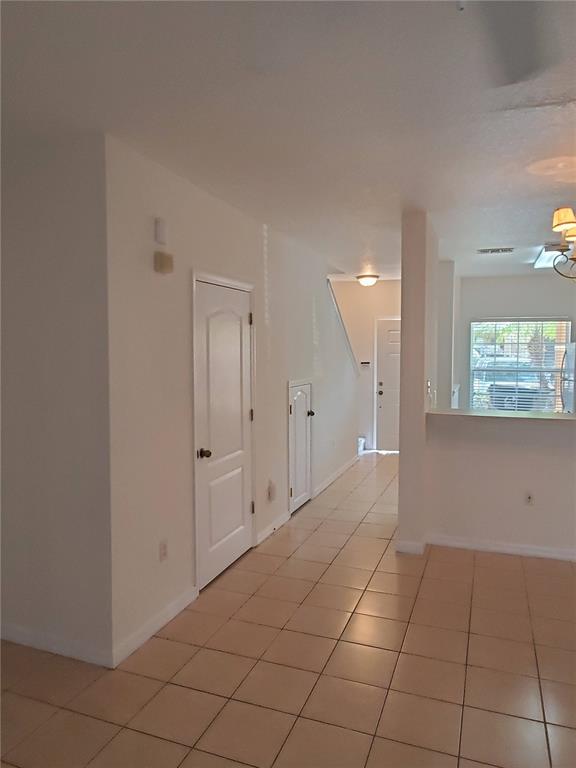 Building Photo - 219 Weymouth Dr