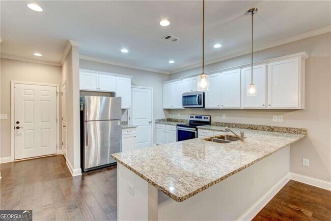 Building Photo - 3770 Shades Valley Ln