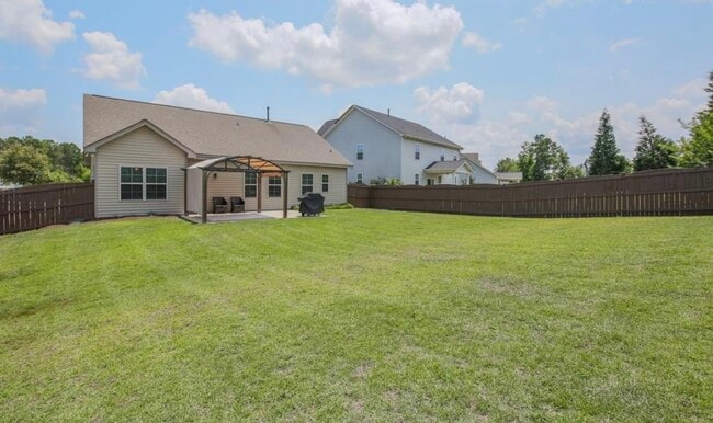 Building Photo - 114 Eldon Dr