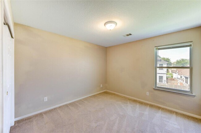 Building Photo - 20710 Falcon Hill St