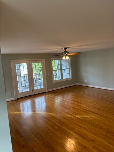 Building Photo - 1131 N Atlantic Ave