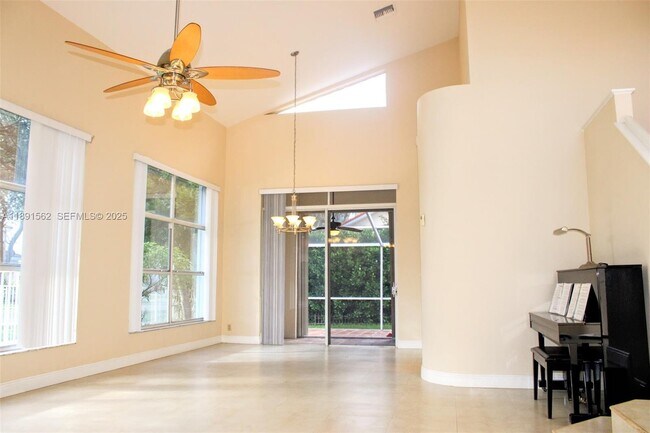 Building Photo - 11151 Minneapolis Dr