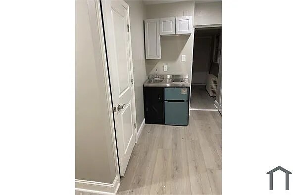 Building Photo - 2144 Bridge St