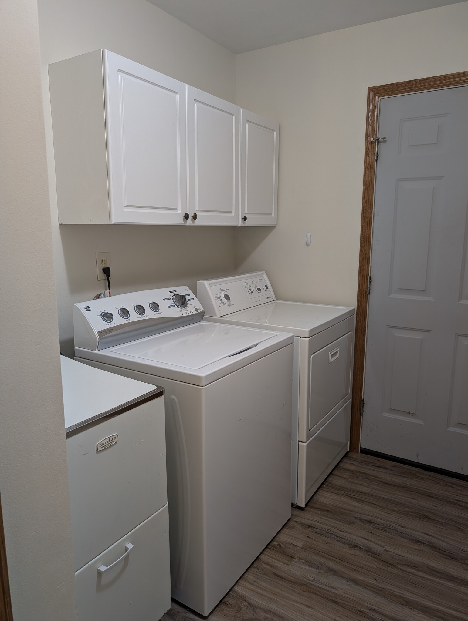 Laundry - N58W23824 Hastings Ct