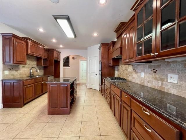 Building Photo - 4502 SW Swinton Dr