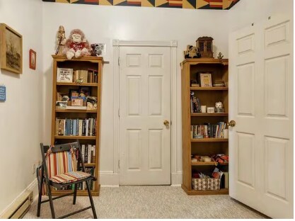 Building Photo - 320 Fuller Ave