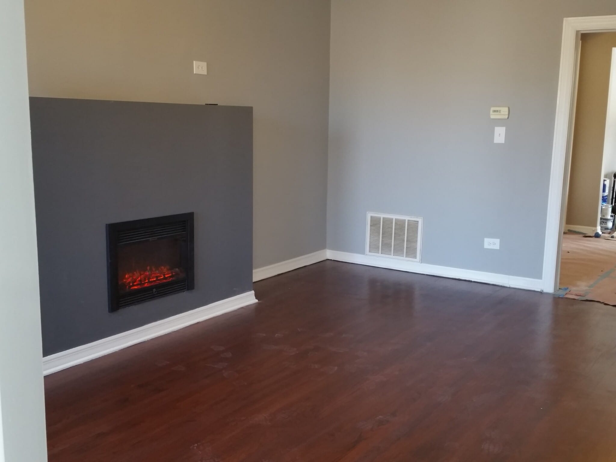 Building Photo - 1303 W Pratt Blvd