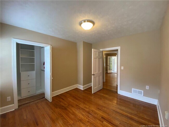 Building Photo - 601 Huske St