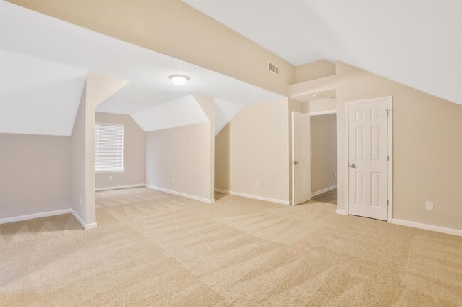 Building Photo - 5240 Rock Pl Dr SW