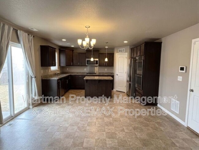 Building Photo - 8394 Prairie Brush Ct
