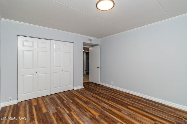 Building Photo - 454 Berlin Dr