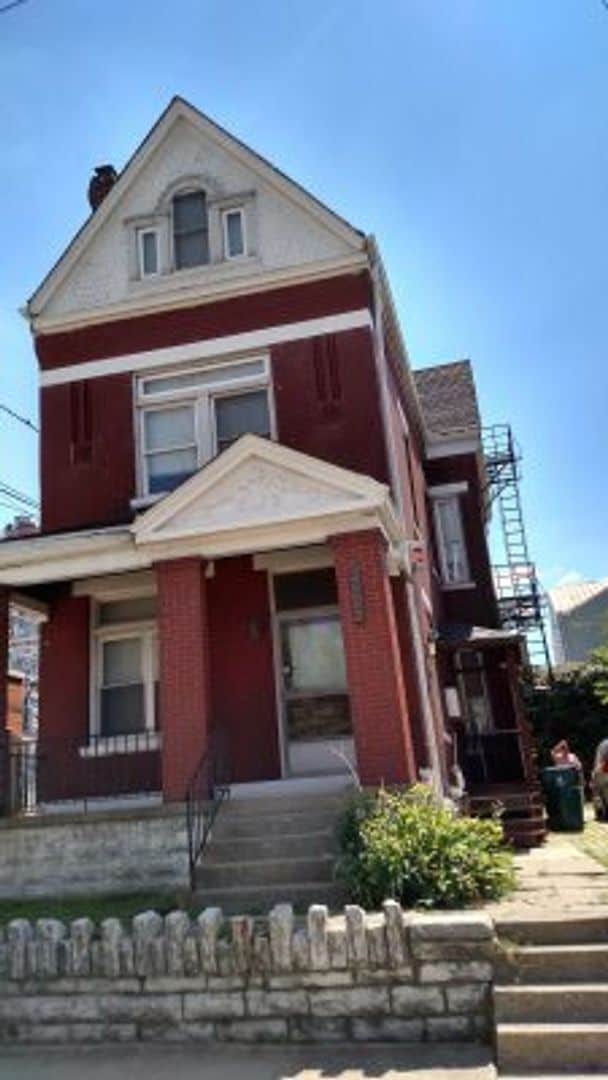 Building Photo - 2922 Jefferson Ave