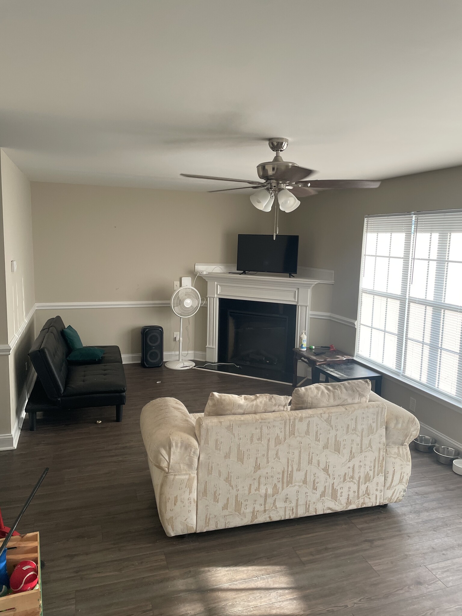 Building Photo - 500 Hillshade Ct