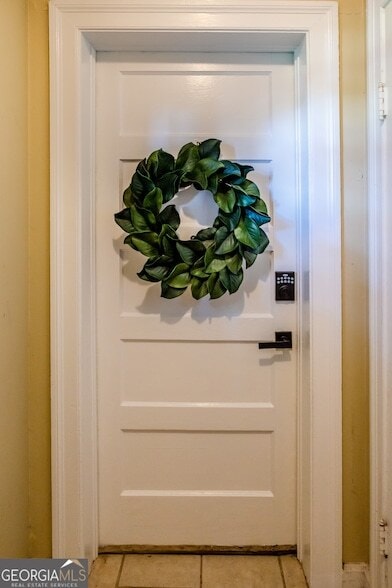 Building Photo - 111 E Screven St