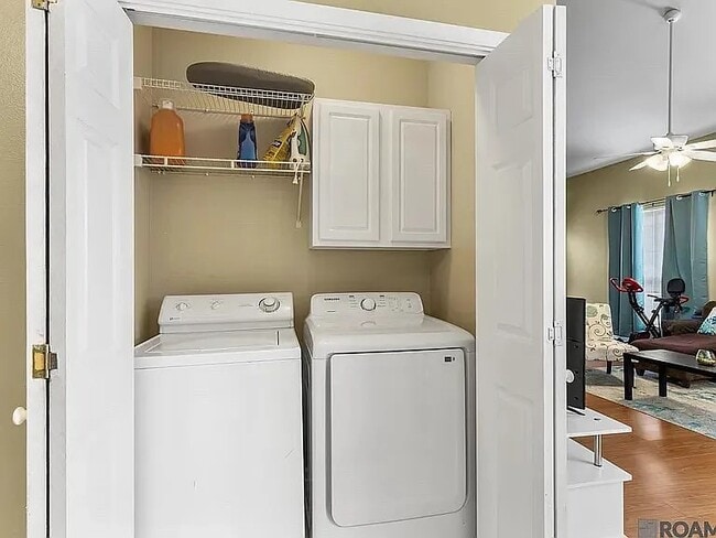 Building Photo - 5157 Etta St