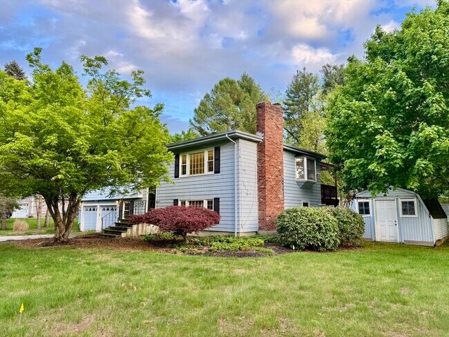 Primary Photo - 9 Brooks Rd